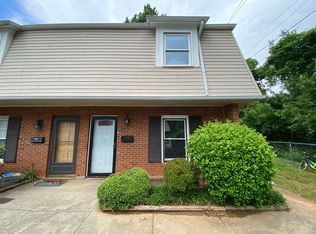 331 Vineyard Park Ct, Winston Salem, NC 27104