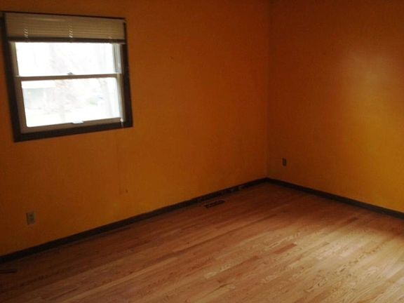 5th image of 13403 Linwood Forest Cir N