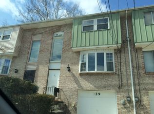 329 N Saint Clair St, Pittsburgh, PA 15206