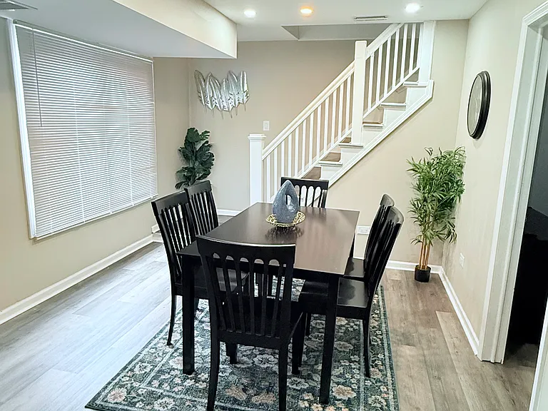 10308 W Lyndale Ave — Photo 33