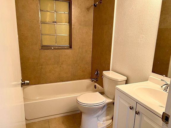 4th image of 3431 Helena Dr #3481-04
