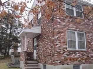 2 Ramsdell Ave, Roslindale, MA 02131