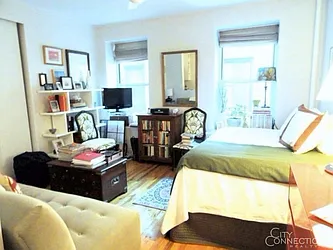 Rented by City Connections Realty