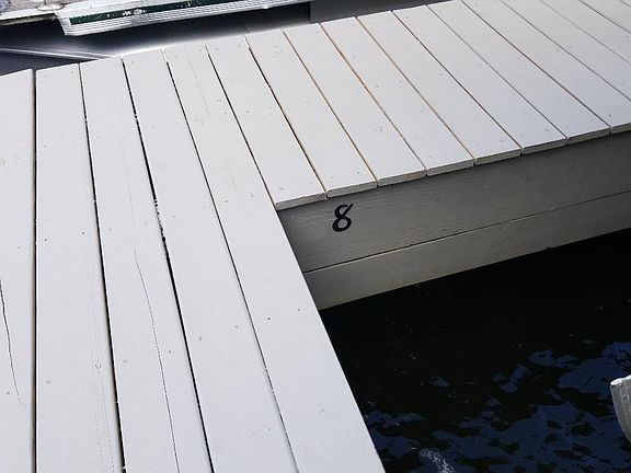 4th image of 2855 Emerald Dr