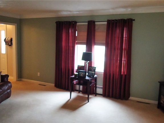5th image of 7948 Brookwood St NE