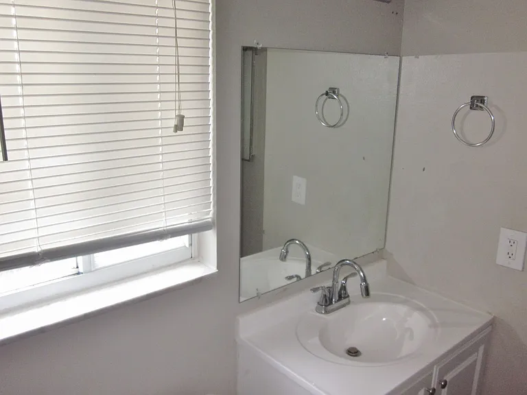 3206 W Azeele St #130 — Photo 14