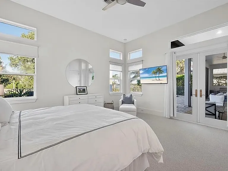 14835 Dockside Ln — Photo 23