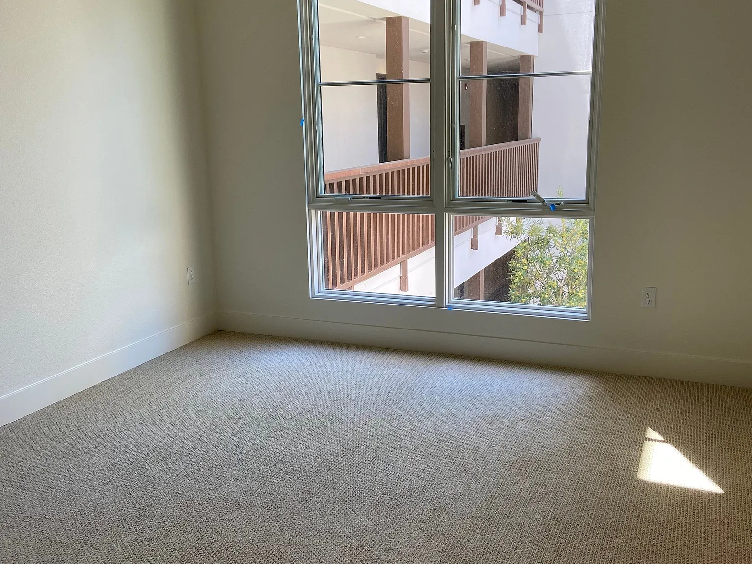 2 bed, 1223 sqft, $4,800 — Photo 4