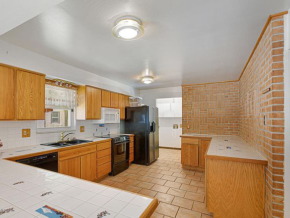 4th image of 1515 Rebecca Dr