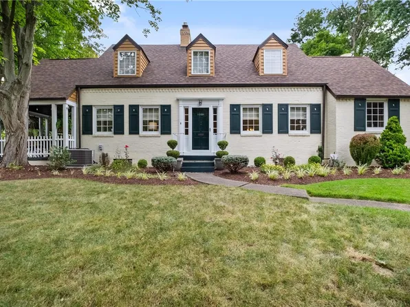 1301 Center Ave, New Kensington, PA 15068