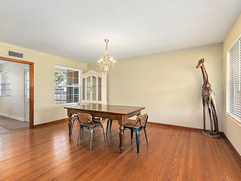 4428 Worth Dr W — Photo 14