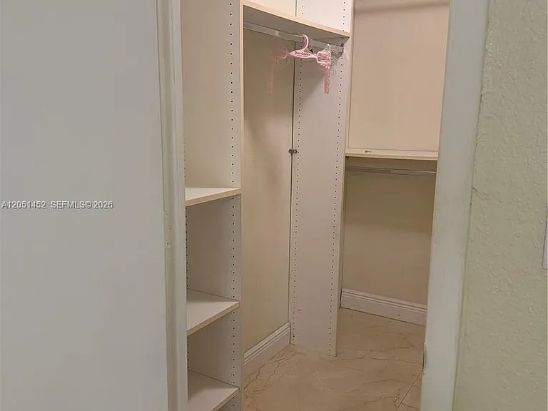 16100 Kilmarnock Dr — Photo 26
