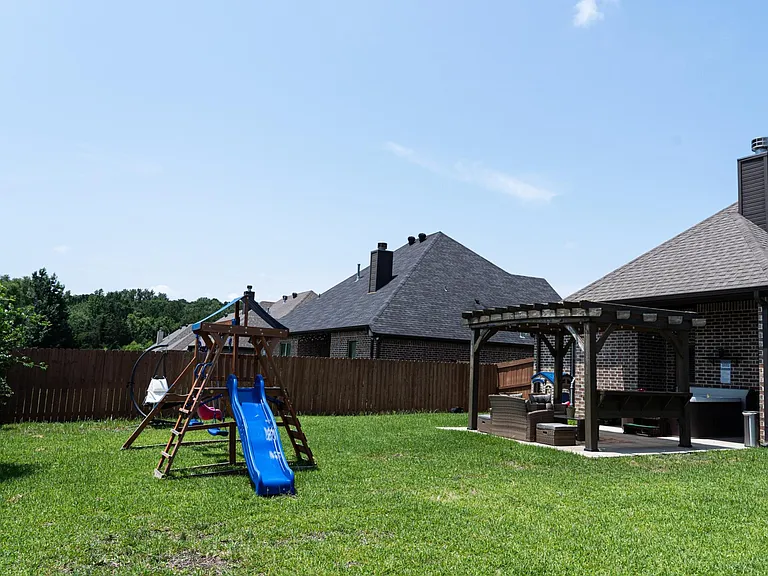 7352 Kingsport Ln — Photo 56