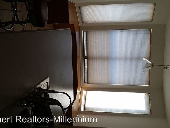 5th image of 1558 Livingston Dr