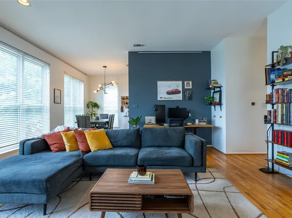 4030 Holland Ave APT 8, Dallas, TX 75219