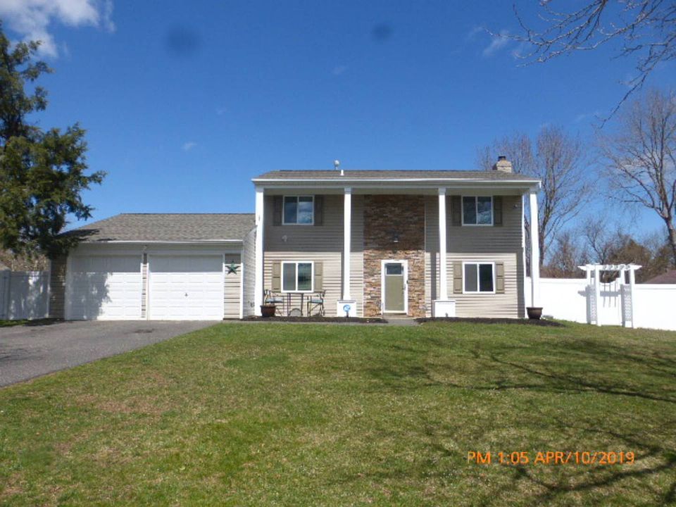 1st image of 85 Sequoia Dr