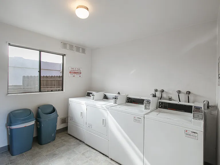 1169 Rosedale Ave #208 — Photo 17