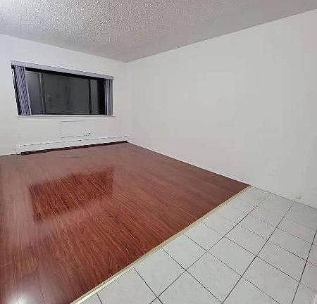 3rd image of 6136 170th St Floor 1