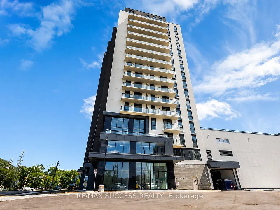 33 Erie Ave #1203
