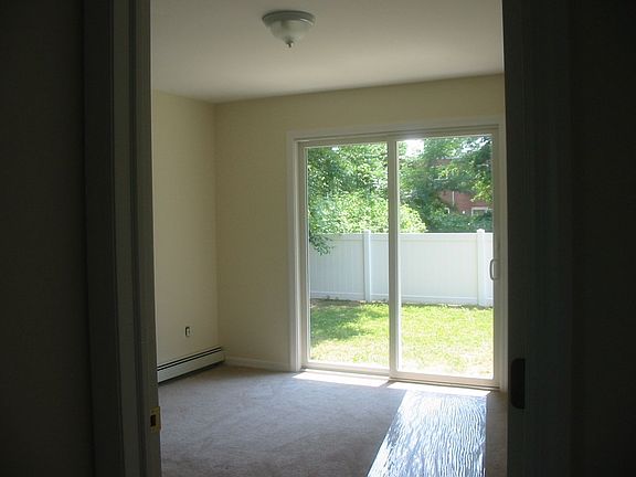 OFFICE WITH SLIDER TO BACK YARD