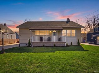 28 Covington Dr, Buffalo, NY 14220