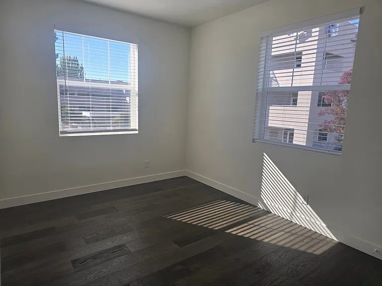 9615 Bristol Ave SW — Photo 9