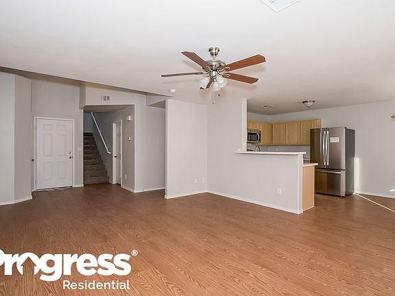 3rd image of 1103 Emerald Stone Ave