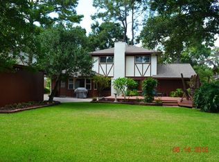 4130 Shady Springs Dr, Seabrook, TX 77586
