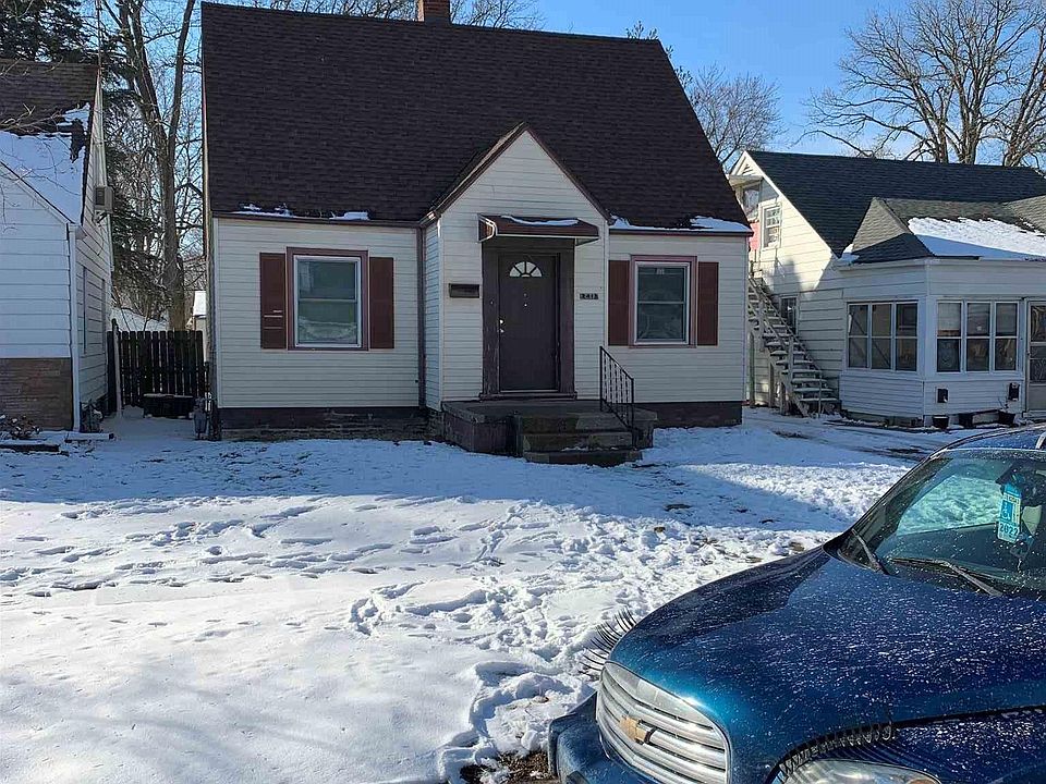 2nd image of 2413 S 13th St