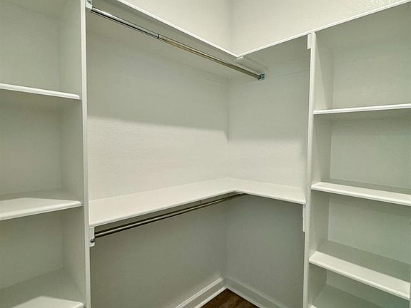 5th image of 602 Caiden Ln