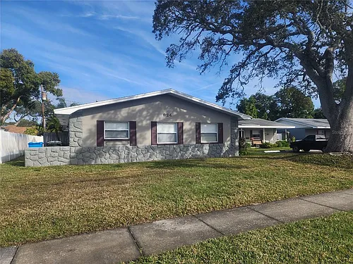 924 San Christopher Dr #B Photo 1