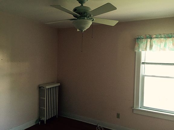 4th image of 6 Sunset Ct