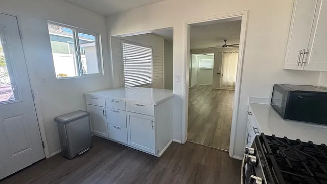4562 Adair St — Photo 8