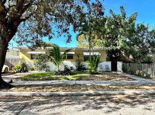 527 48th St APT 1, West Palm Beach, FL 33407