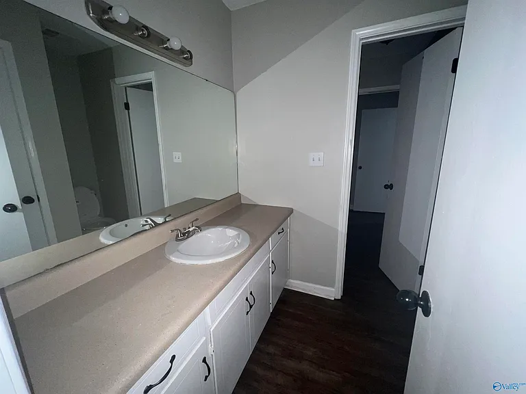 9007 Mahogany Row SE #C — Photo 8