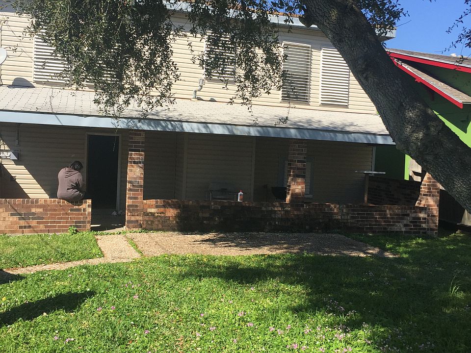 1st image of 1705 Ursuline