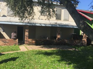 1705 Ursuline, Galveston, TX 77550