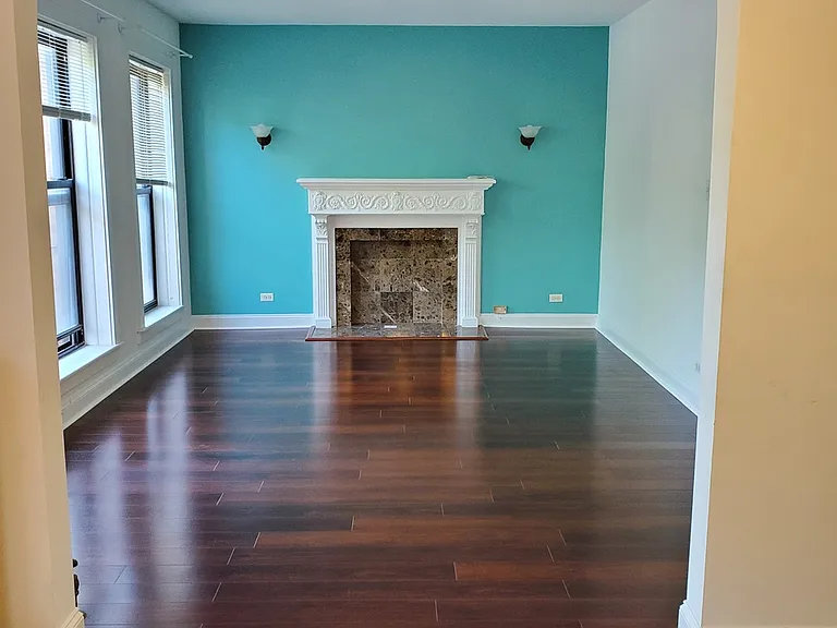 2BR-Living