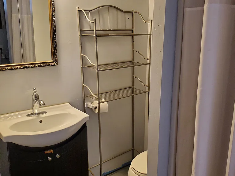 3558 Jones St — Photo 20