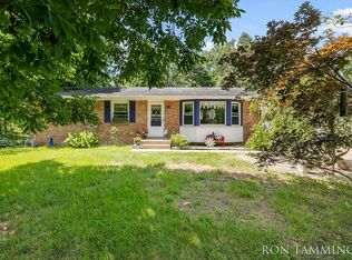 1050 Quincy St SW, Grandville, MI 49418