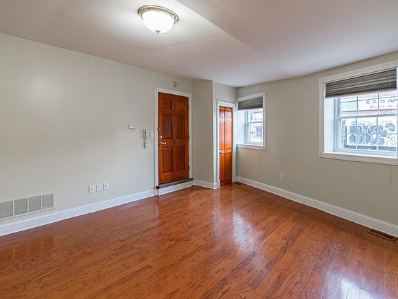 5th image of 1124 E Passyunk Ave APT 1