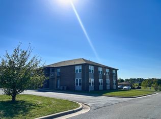703 Brett Cir #703, Nixa, MO 65714