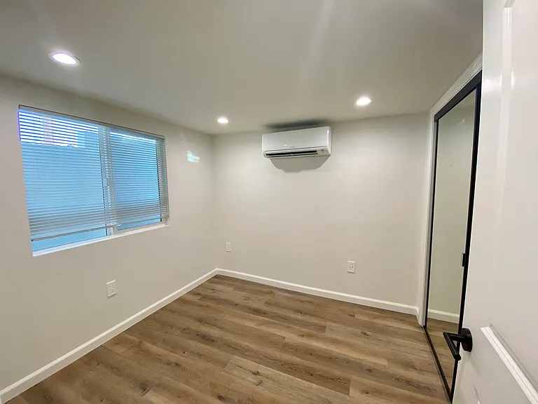 423 Saratoga St — Photo 7