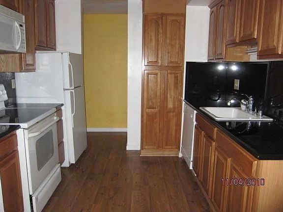 2nd image of 1750 Halford Ave APT 103