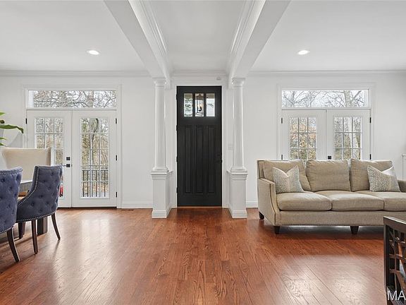 4th image of 34 Burroughs Ln