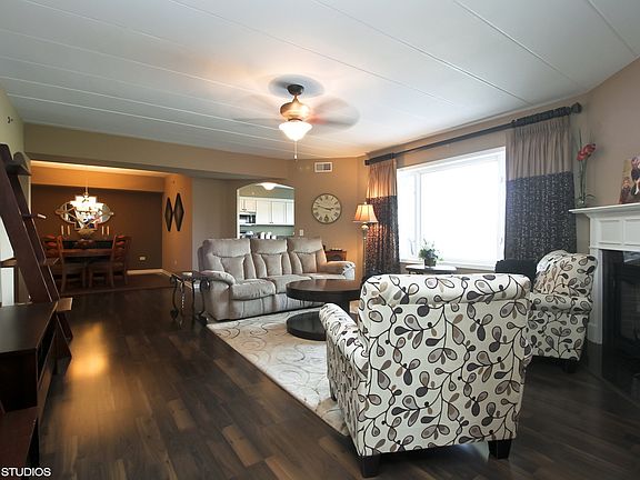 3rd image of 11110 Waters Edge Dr Unit 2D