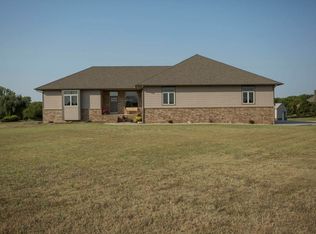 29633 W 23rd St S, Garden Plain, KS 67050