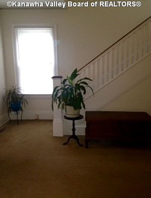 2nd image of 1017 Somerset Dr