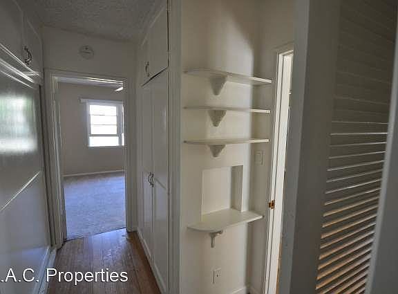 5th image of 14418 Dickens St APT 1