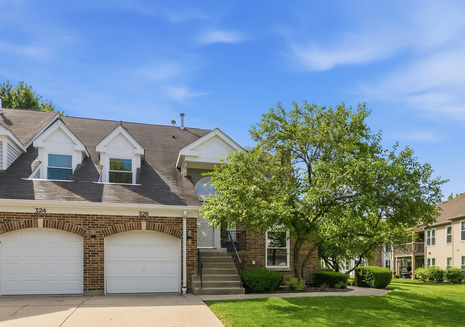 3 bed, 1412 sqft, $3,000 — Photo 1